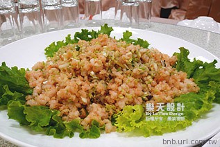 礁溪全家福海鲜餐厅_礁溪温泉_仁爱礁南海填海造岛