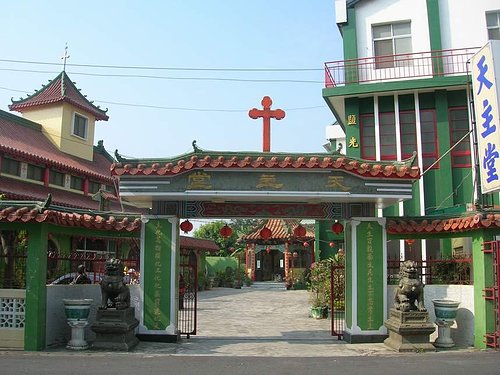 台南鹽水聖神堂