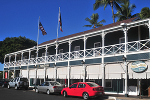 前鋒旅館 Pioneer Inn 興建於1901年